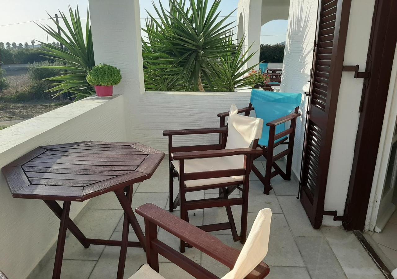 Joanna'S Rooms On The Beach Pláka Exterior foto